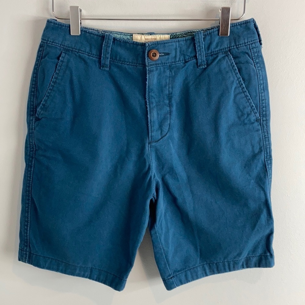 Hollister classic fit flat  shorts medium blue 30